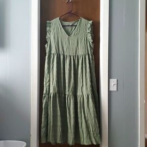 Forest green maxi dress size L